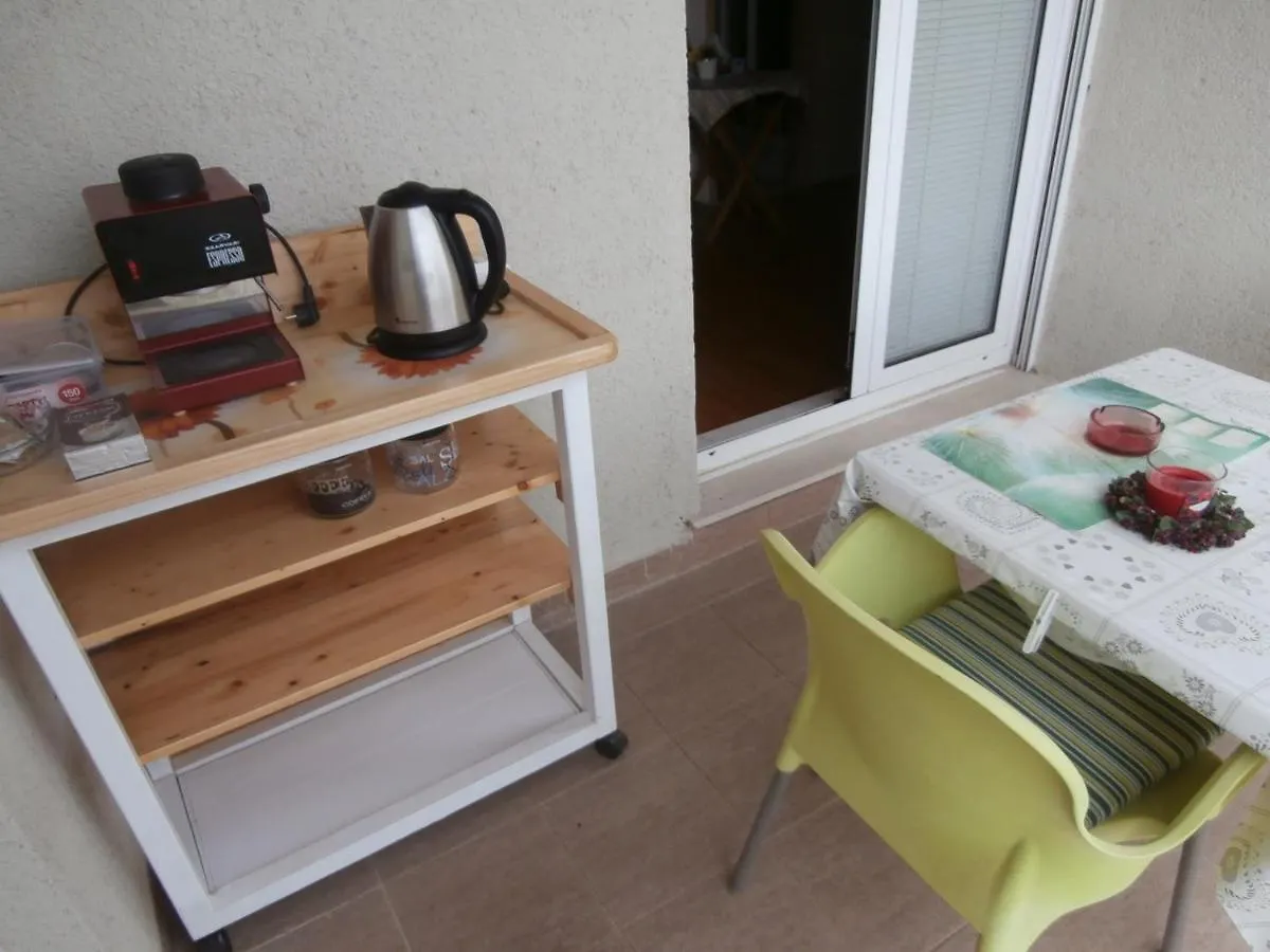 Apartment Studio Mia-Beach In Split